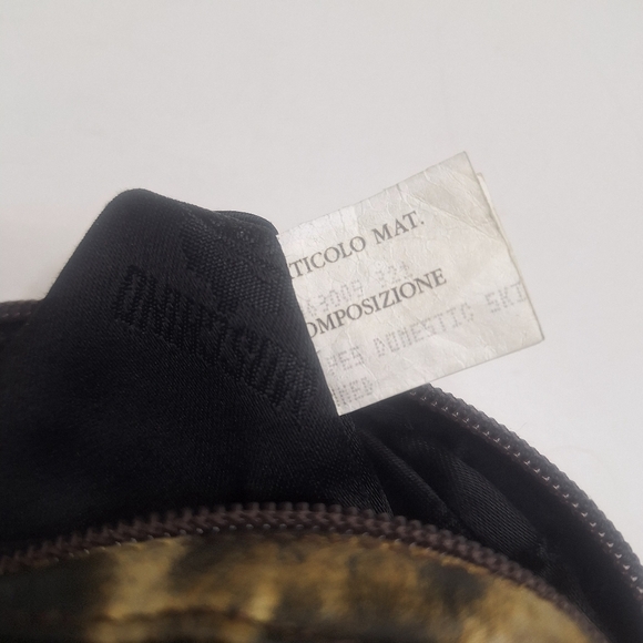 Moschino Vintage Red Wall 90's Leopard PrintSmall Zippered Bag - Picture 12 of 13